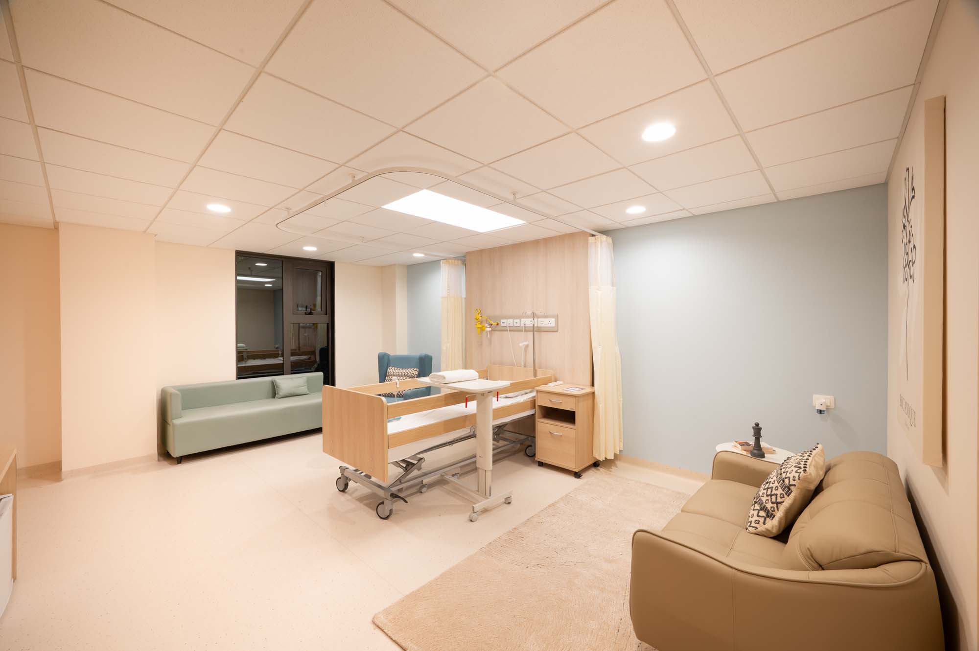 Modern patient care room at Rivea Vascular Institute